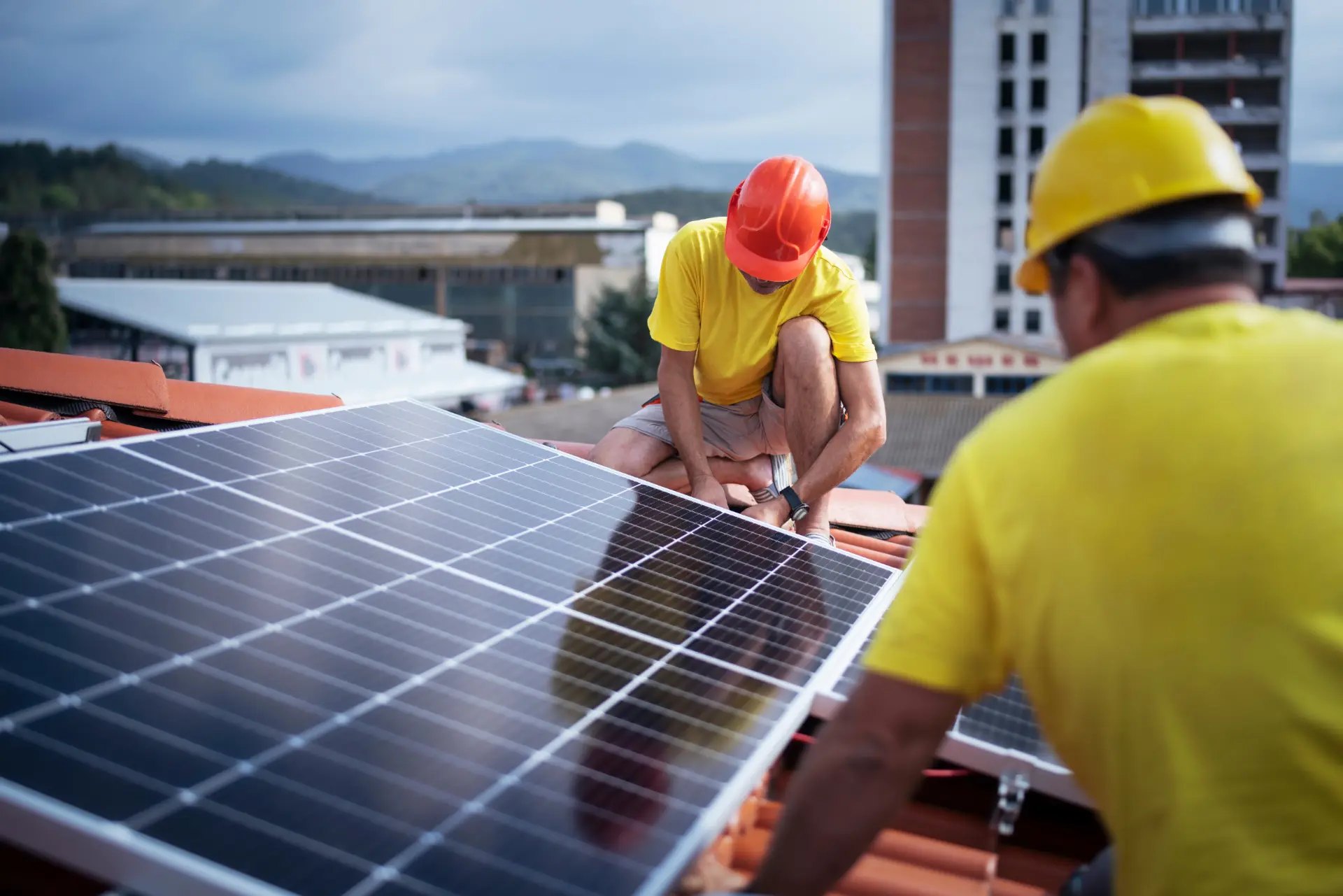Photovoltaik Neigungswinkel Tabelle: Optimale Winkel für maximale Erträge