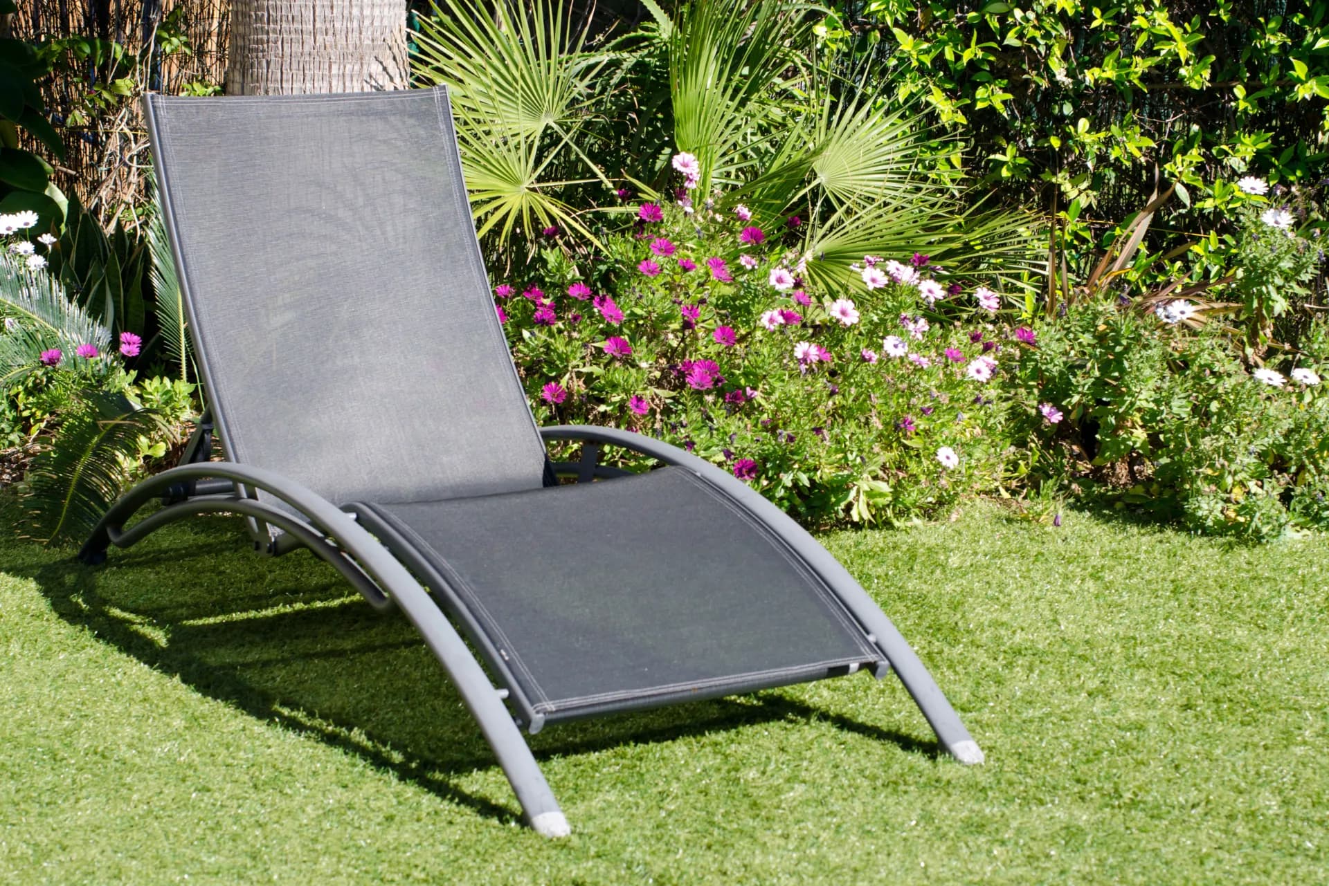 Bequeme und funktionale Gartenliegen für entspannte Tage im Freien