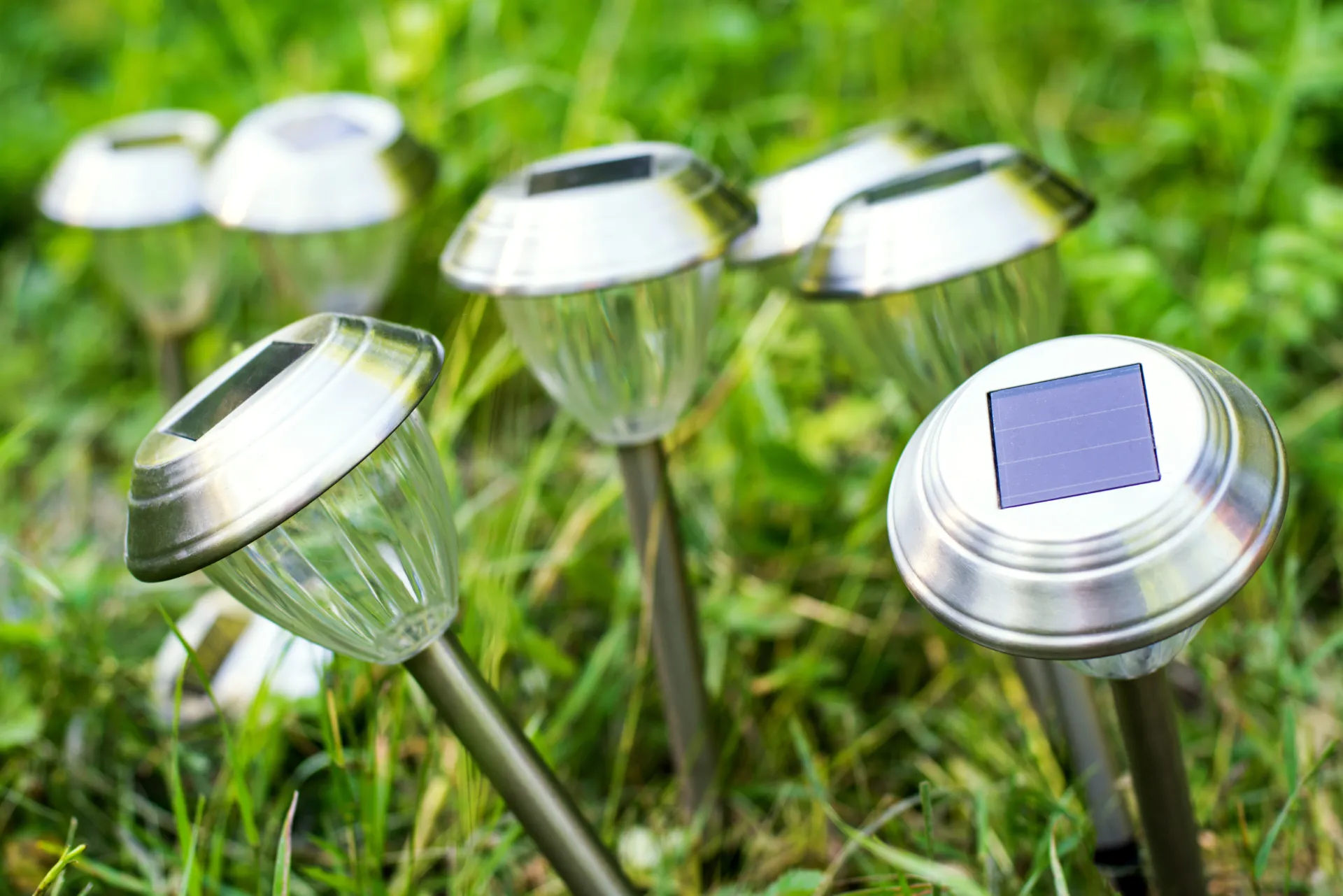 Solarleuchten: Beleuchtungsideen für den umweltbewussten Gartenfreund